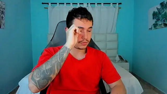 Snapshot of juan__jimenez chatting on April 7, 9:48 pm juan jimenez online show from April 7, 9:48 pm