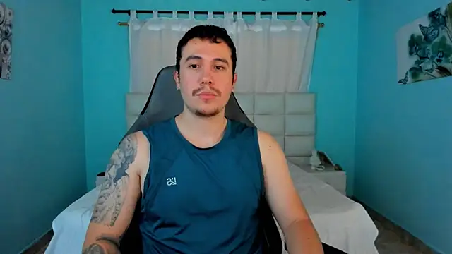 Snapshot of juan__jimenez chatting on April 9, 6:46 pm juan jimenez online show from April 9, 6:46 pm