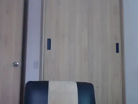 Snapshot of ChrisDamon chatting on November 4, 12:04 pm ChrisDamon online show from November 4, 12:04 pm