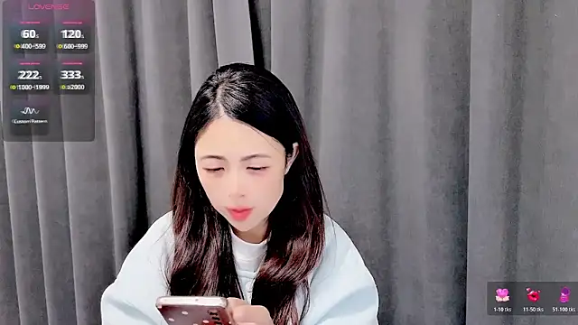 candy-yiyi online show from March 31, 8:04 am