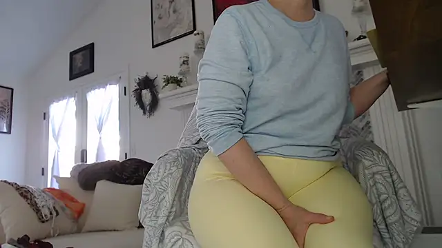 AuroraWillows online show from January 5, 5:27 pm