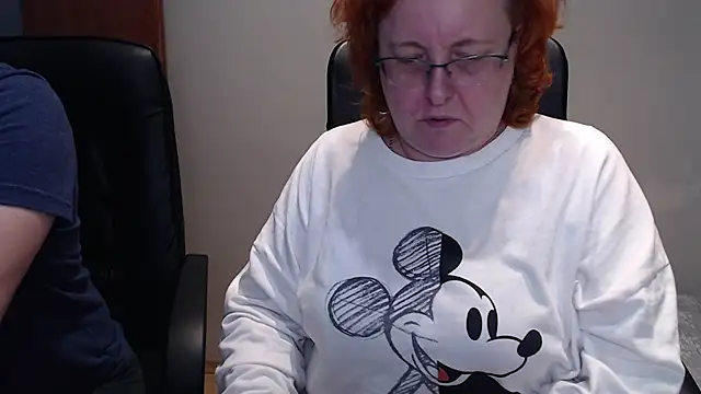 JoannaAndNeighbour online show from February 3, 6:07 pm