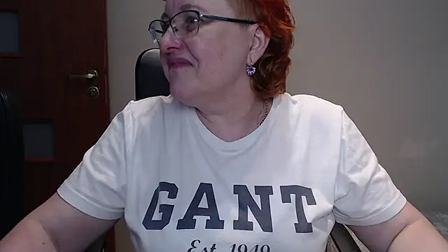 JoannaAndNeighbour online show from March 4, 2:21 pm