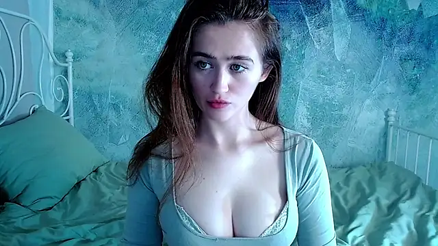 millllina online show from May 5, 2:25 pm