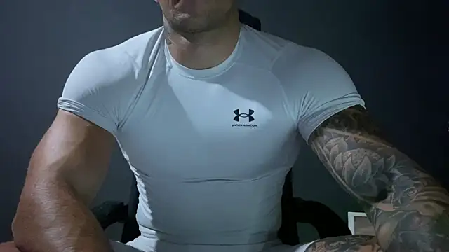 Mr YourGod online show from December 7, 8:00 am