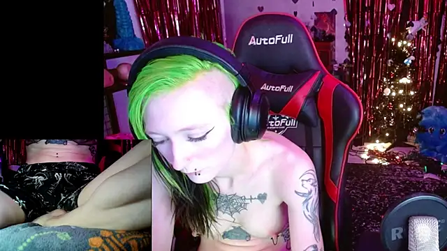 alicewonder09 online show from December 21, 5:14 am