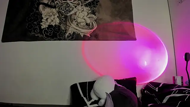 Snapshot of t0riayun0 chatting on January 19, 2:57 am t0riayun0 online show from January 19, 2:57 am