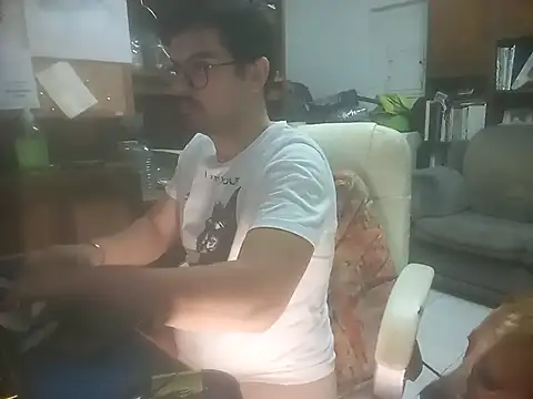 Snapshot of pedrosantos3366 chatting on October 5, 5:06 am pedrosantos3366 online show from October 5, 5:06 am