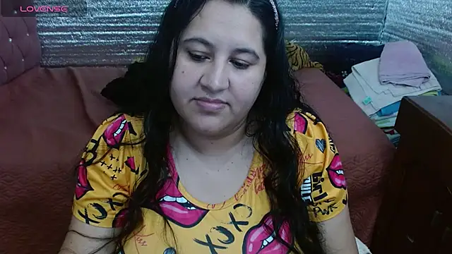 EMILY-NESSA online show from October 2, 3:19 pm