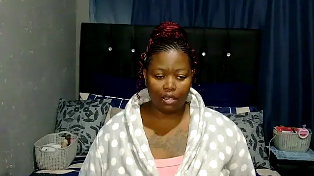 Snapshot of caramelbooty69 chatting on May 15, 1:12 am caramelbooty69 online show from May 15, 1:12 am