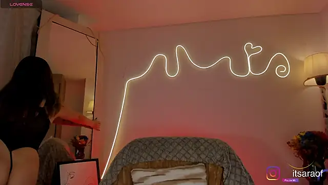 sara cruz011 online show from September 29, 11:20 pm