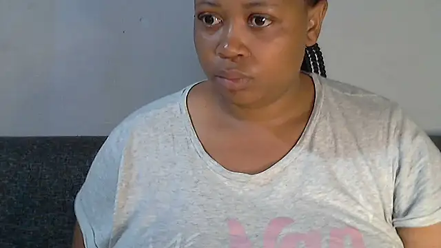 Snapshot of Sexy-queen99xx chatting on October 29, 6:59 am Sexy-queen99xx online show from October 29, 6:59 am