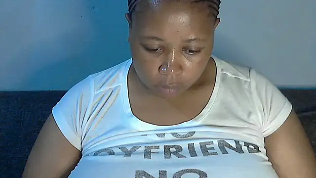 Snapshot of Sexy-queen99xx chatting on November 15, 6:26 pm Sexy-queen99xx online show from November 15, 6:26 pm