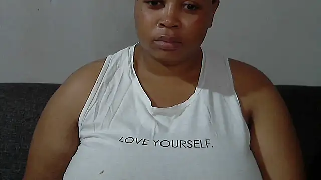 Snapshot of Sexy-queen99xx chatting on November 29, 6:16 am Sexy-queen99xx online show from November 29, 6:16 am