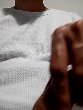 Snapshot of Mysteriousexy chatting on October 25, 5:37 am Mysteriousexy online show from October 25, 5:37 am