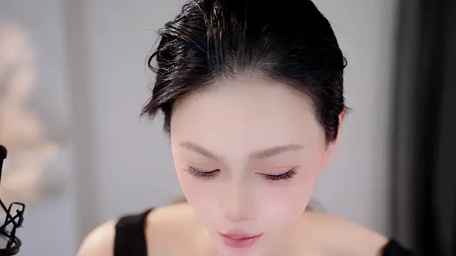 Snapshot of Ocean--Lili chatting on May 23, 1:26 pm Ocean--Lili online show from May 23, 1:26 pm