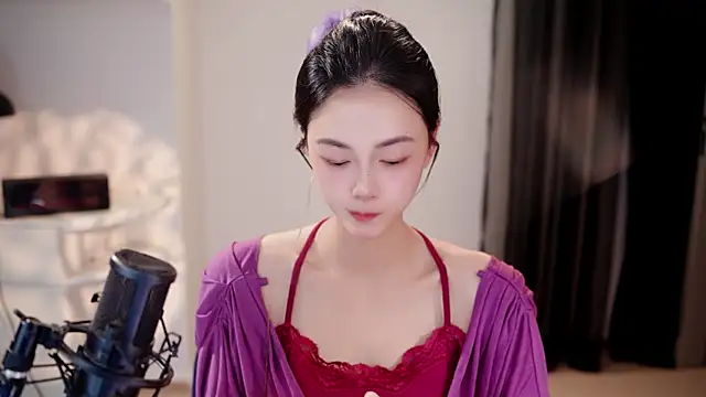 Snapshot of Ocean--Lili chatting on June 16, 2:09 pm Ocean--Lili online show from June 16, 2:09 pm