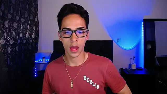 aodaboyyy online show from January 17, 11:51 pm