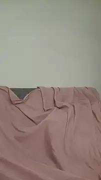 Snapshot of ZaraHoney chatting on January 8, 5:43 am ZaraHoney online show from January 8, 5:43 am