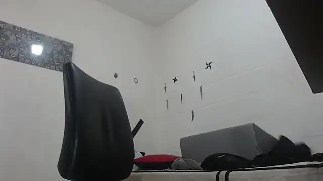 stripnolimits online show from February 21, 9:43 pm