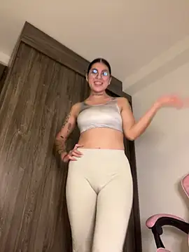 Sarasanders 4 online show from January 8, 2:03 am