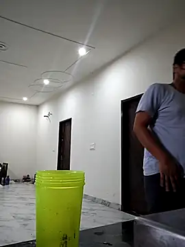 Snapshot of thebrownboi01 chatting on March 12, 1:45 am thebrownboi01 online show from March 12, 1:45 am