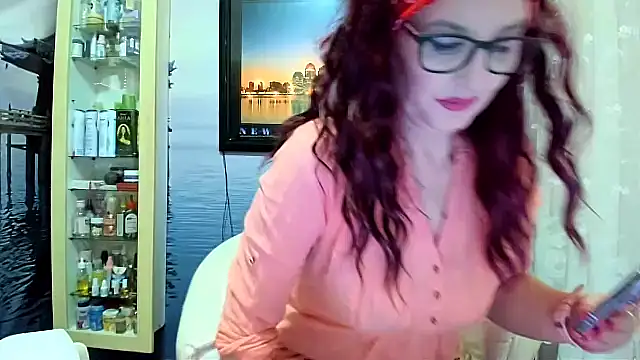 Snapshot of Mature4you44 chatting on March 11, 9:24 am Mature4you44 online show from March 11, 9:24 am