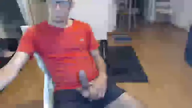 guachin hunk online show from November 2, 8:33 pm