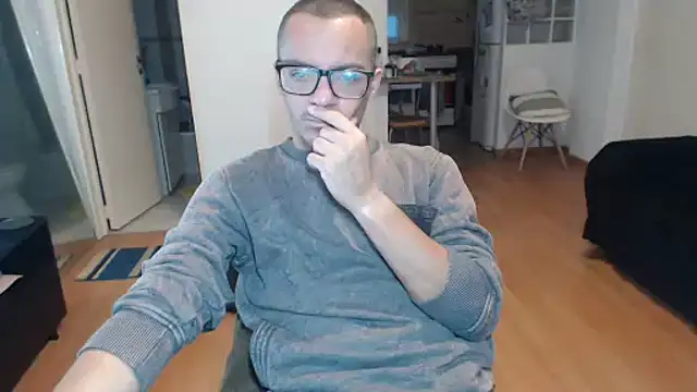 Snapshot of guachin_hunk chatting on June 30, 7:48 pm guachin hunk online show from June 30, 7:48 pm
