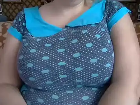 Snapshot of Diana_Britt chatting on December 4, 10:35 am Diana Britt online show from December 4, 10:35 am