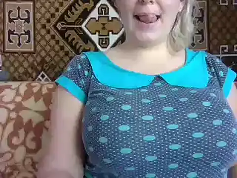 Snapshot of Diana_Britt chatting on December 14, 12:33 pm Diana Britt online show from December 14, 12:33 pm