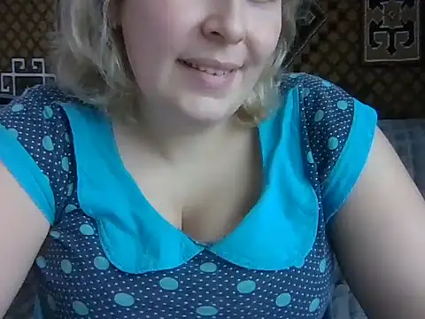 Snapshot of Diana_Britt chatting on February 8, 10:18 am Diana Britt online show from February 8, 10:18 am