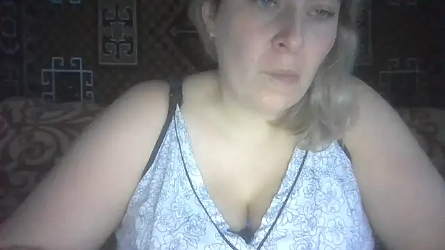 Snapshot of Diana_Britt chatting on December 2, 6:08 am Diana Britt online show from December 2, 6:08 am