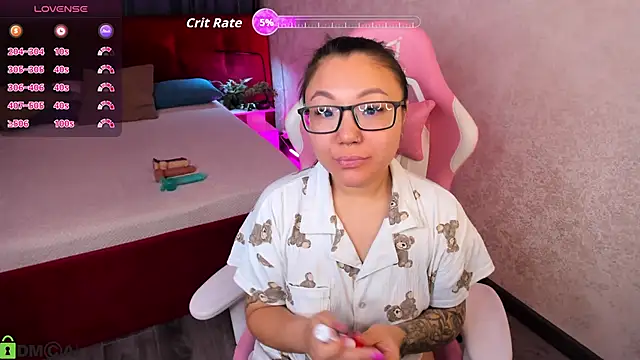 Snapshot of gentle_muse chatting on October 22, 11:37 pm gentle muse online show from October 22, 11:37 pm