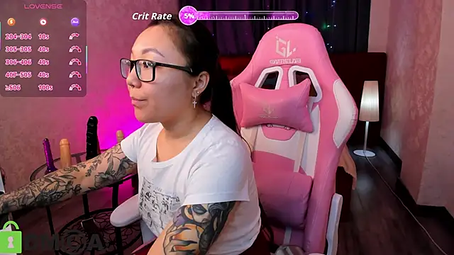 Snapshot of gentle_muse chatting on December 17, 12:38 am gentle muse online show from December 17, 12:38 am