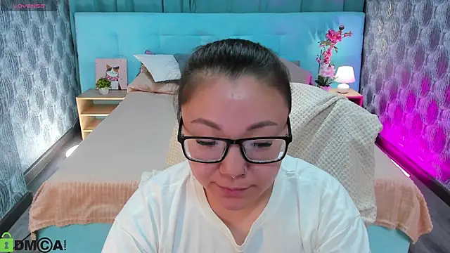 Snapshot of gentle_muse chatting on May 9, 12:05 am gentle muse online show from May 9, 12:05 am