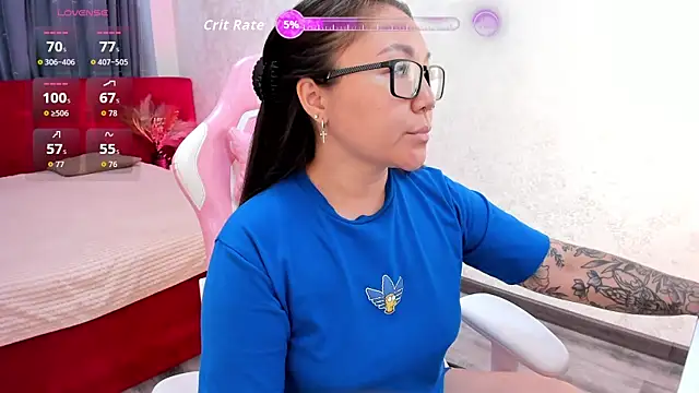 Snapshot of gentle_muse chatting on June 14, 2:24 am gentle muse online show from June 14, 2:24 am