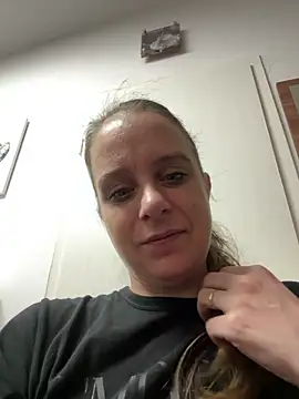 LadyChantale online show from May 5, 4:53 am