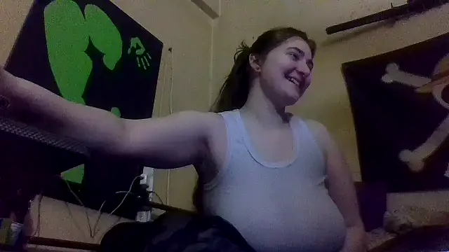 Snowbunnycake 131 online show from December 31, 3:01 am