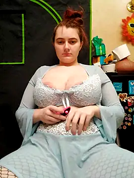 Snowbunnycake 131 online show from March 3, 11:33 am