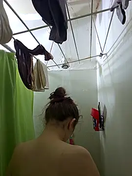 Snowbunnycake 131 online show from September 22, 8:16 am