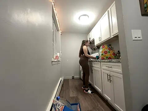 Snowbunnycake 131 online show from November 22, 2:43 am