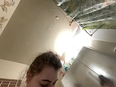 Snowbunnycake 131 online show from November 27, 10:28 am