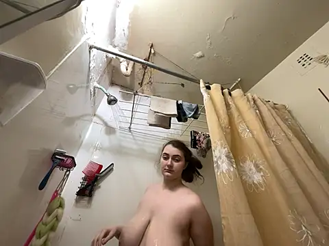 Snowbunnycake 131 online show from January 6, 3:38 pm