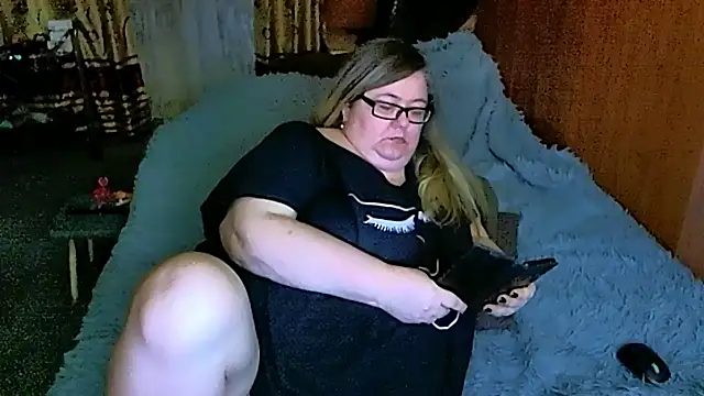 Snapshot of sex2 chatting on March 1, 10:13 am sex2 online show from March 1, 10:13 am