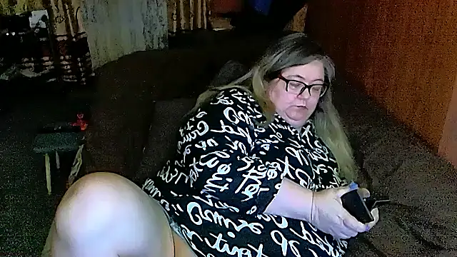 Snapshot of sex2 chatting on March 16, 11:14 pm sex2 online show from March 16, 11:14 pm