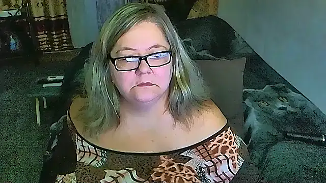 Snapshot of sex2 chatting on October 17, 11:40 pm sex2 online show from October 17, 11:40 pm