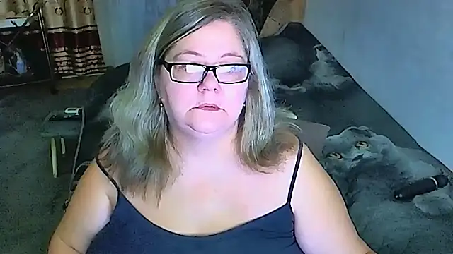 Snapshot of sex2 chatting on November 16, 12:38 am sex2 online show from November 16, 12:38 am