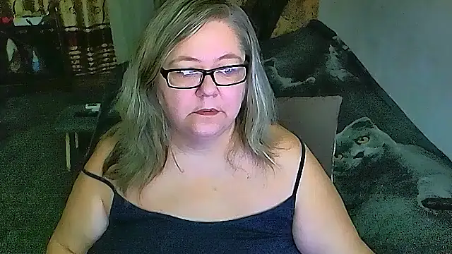 Snapshot of sex2 chatting on November 30, 12:25 am sex2 online show from November 30, 12:25 am