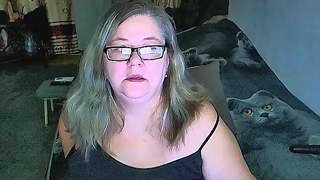 sex2 online show from February 11, 11:10 pm